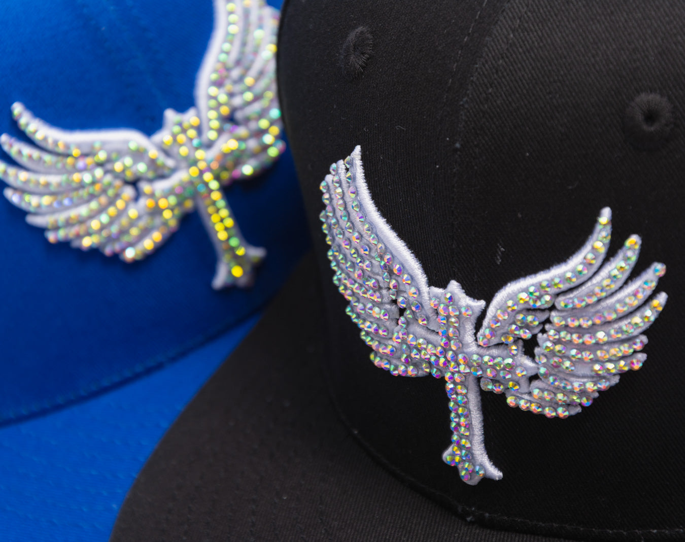 SnapBack Rhinostones black